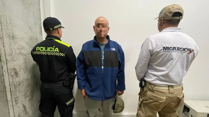 American Passenger Denied Entry to Colombia Over Suspicious Luggage