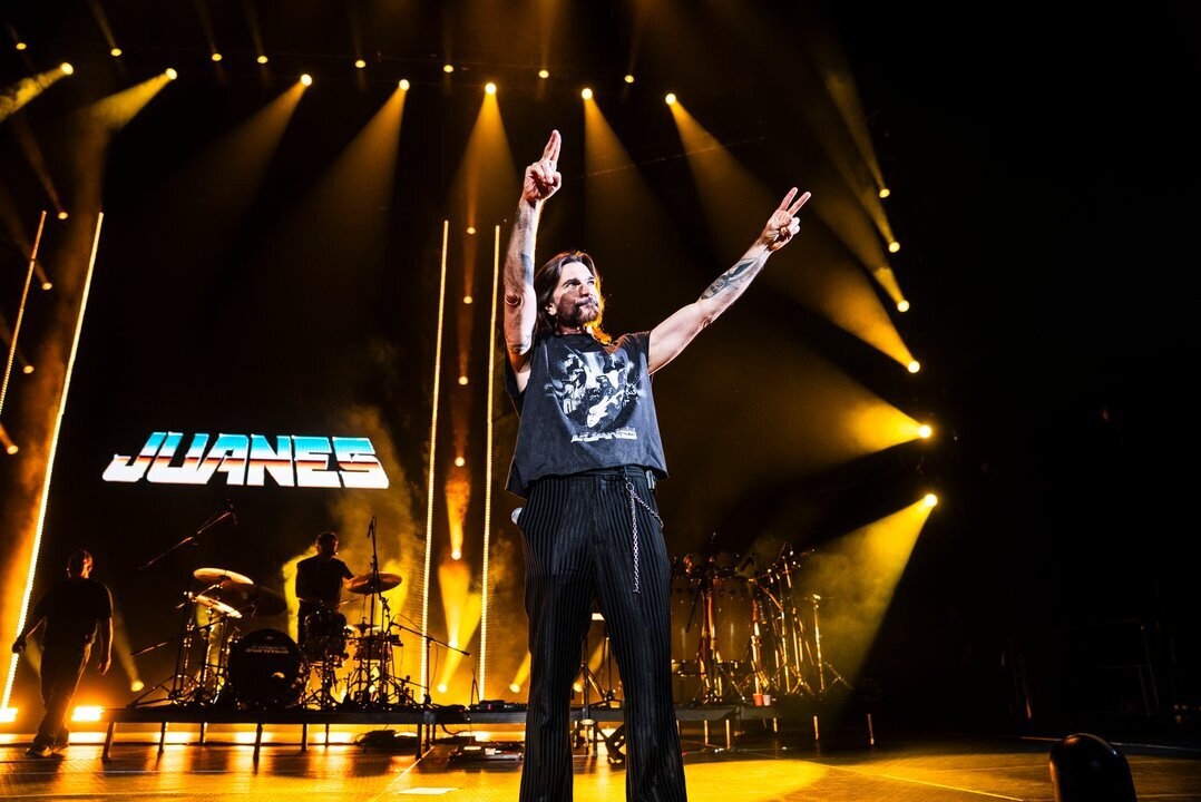 Juanes Gives a Grand Concert in Argentina