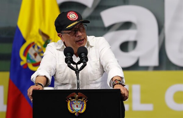 Президент Колумбии отвергает перемирие с диссидентами FARC в условиях всплеска насилия