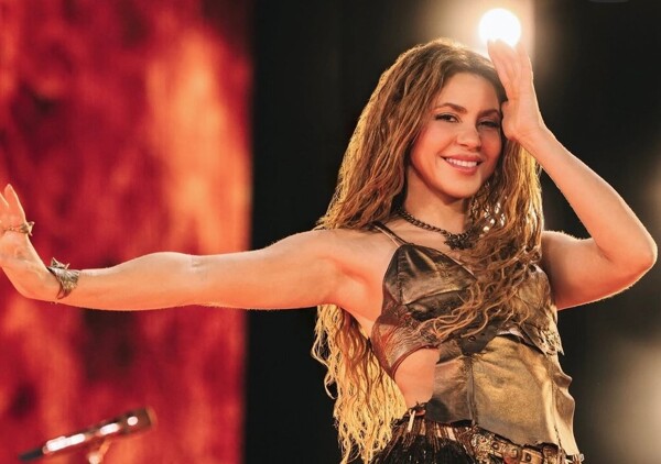 Shakira Nominated for iHeart Radio Music Awards