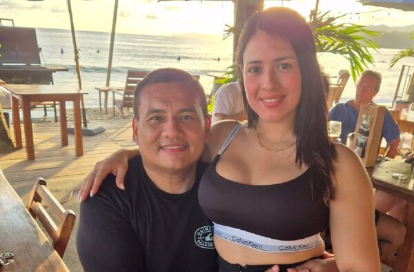 Musician Jorge Gómez Stuns Social Media with Romantic Surprise